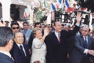 Accueil à Oran des deux présidents.