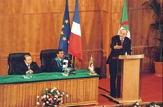 Discours du Président de la République à l'université d'Es Senia.