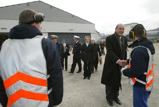 Visite de la base aéronavale de Landivisiau - présentation des personnels oeuvrant à la sauvegarde maritime