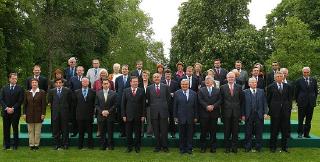 Conseil des ministres franco-allemand : photo de famille (parc)