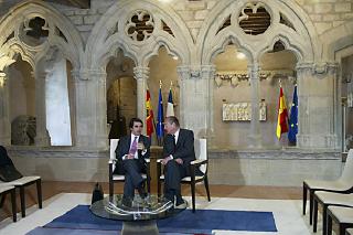 Entretien du Président de la République et de M. José Maria Aznar, Président du gouvernement espagnol - Sommet franco-espagnol