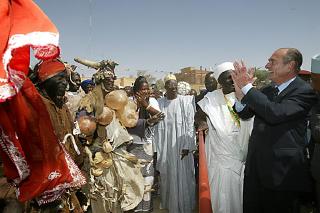 Accueil populaire du Président de la République et de M. Amadou Toumani Touré, Président de la République du Mali Place de l'Indépendance