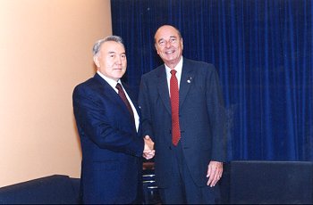 Entretien du Président de la République et de M. Noursoultan Nazarbaiev, Président du Kazakhstan.