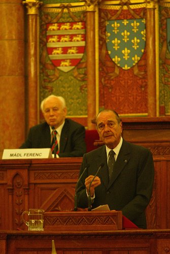 Parlement de Hongrie : discours du Président de la République