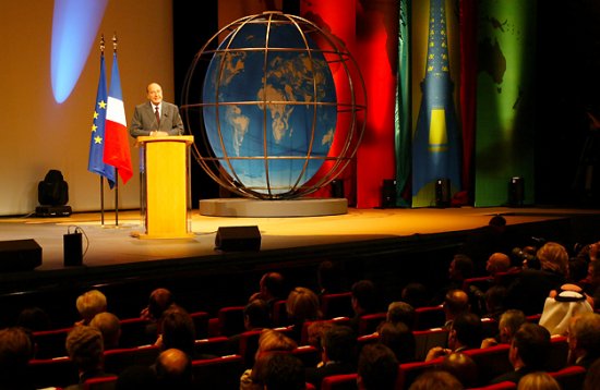 Discours du PrÃ©sident de la RÃ©publique lors de l'ouverture du CongrÃ¨s fondateur de l'Organisation mondiale des citÃ©s et gouvernem ...