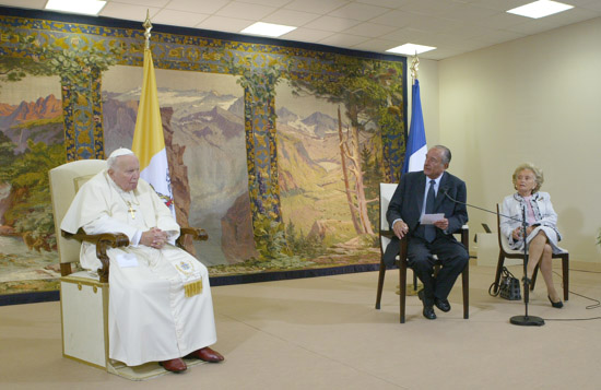 Accueil du Pape Jean-Paul II - discours du Président de la République