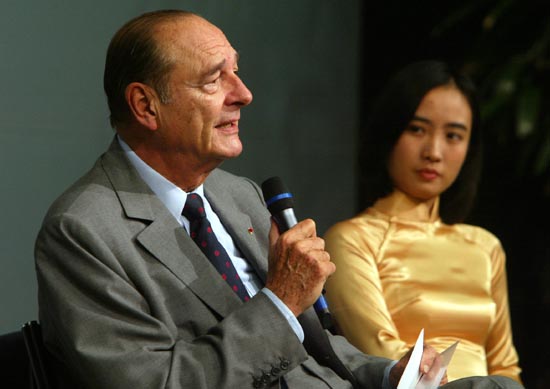 Rencontre-débat entre le Président de la République et de jeunes vietnamiens (Centre culturel français)