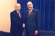 Entretien du Président de la République et de M. Islam Karimov, Président de la République d'Ouzbekistan.