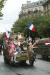 Cérémonies du 60ème anniversaire de la Libération de Paris - cérémonie sur le parvis de l'Hôtel-de-ville - défilé de véhicules militaires de collection