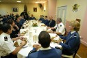 Photo 30 : Visite à la base aérienne 120 - déjeuner avec les représentants du personnel de la base