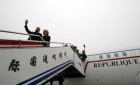 Photo : Cérémonie d'adieu à l'occasion du départ du Président de la République pour Pékin