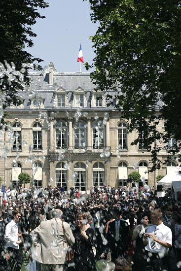 Réception offerte au Palais de l'Elysée . 