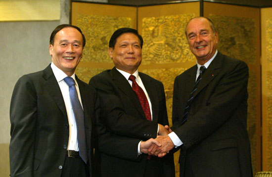 Entretien du Président de la République avec M. Wang Qishan, maire de Pékin