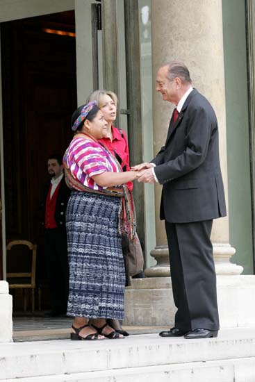 Rencontre avec Mme Rigoberta Menchu.